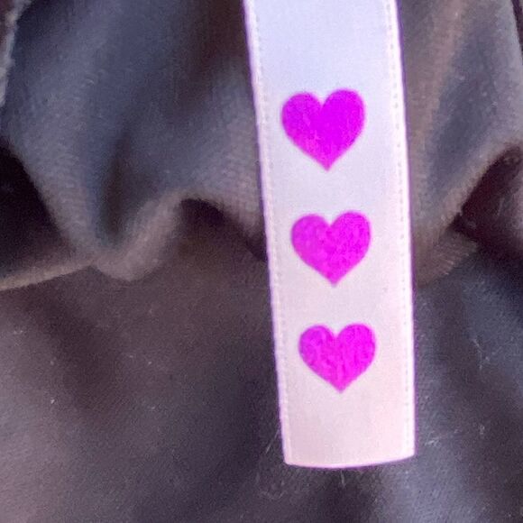 Gorgeous‎ Black Dress - Picture 3 of 9